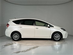 プリウスアルファSチューンブラック2