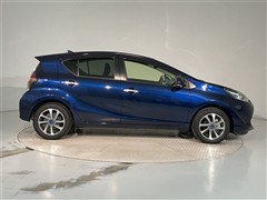 アクア Sスタイルブラック