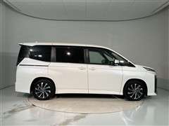 ヴォクシー HV S-Z