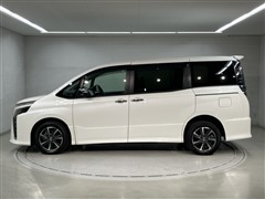 ヴォクシー ZS キラメキ3 4WD