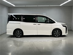 ヴォクシー ZS キラメキ3