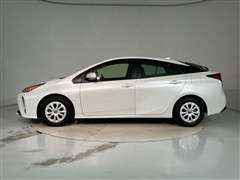 プリウス S セーフティプラス2