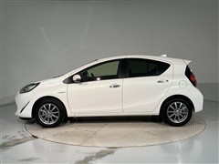 アクア S スタイルブラック