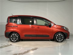 シエンタ HV Z 7ニンノリ