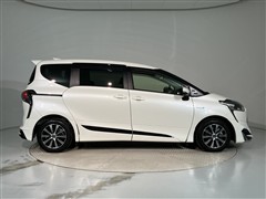 シエンタHV ファンベースG