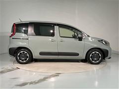 シエンタ HV Z 5ニンノリ