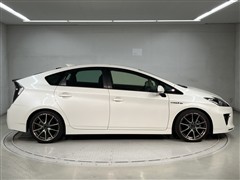 プリウス Sツ-リングSEL G'