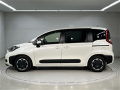 シエンタ HEV Z 7ニンノリ