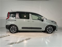 シエンタ HEV Z 7ニンノリ