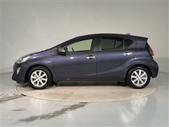 アクア GブラックソフトレザーSEL