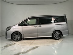 ヴォクシー ZS キラメキ2 8ニン