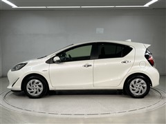 アクア Sスタイルブラック