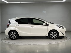 アクア S スタイルブラック