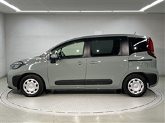 シエンタ HEV G 5ニンノリ