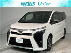 トヨタ　ヴォクシー ZS キラメキ3 7ニン