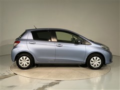 ヴィッツ F スマイルエディション