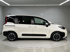 シエンタ HEV Z 5ニンノリ