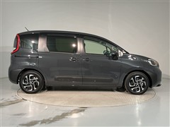 シエンタ HEV Z 7ニンノリ