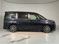 ヴォクシー HV S-Z