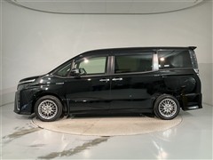 ヴォクシーHV ZS キラメキ