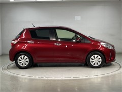 ヴィッツ Fセーフティエディション3