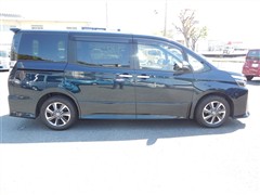 ヴォクシー ZS キラメキ3 7ニン