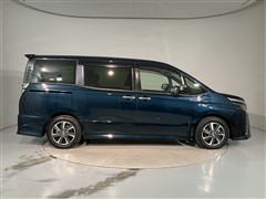 ヴォクシー ZS キラメキ3