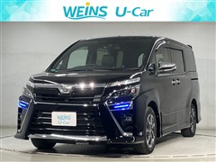 トヨタ　ヴォクシー ZS キラメキ3 7ニン