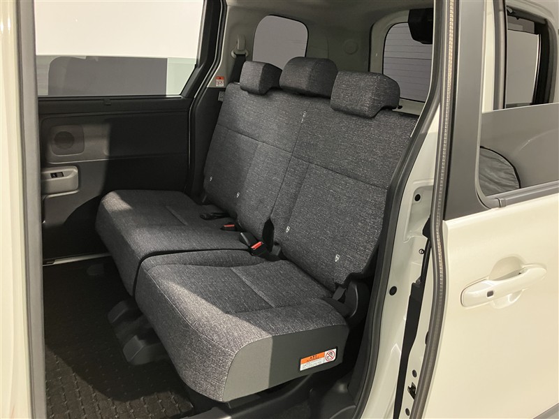 シエンタ HV Z 5ニンノリ（13701N0319412）の中古車 | トヨタ認定中古