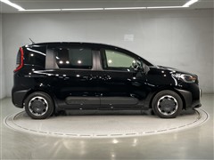 シエンタ HEV Z 7ニンノリ