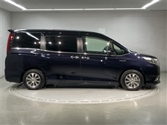 エスクァイア HV Gi 7ニンノリ