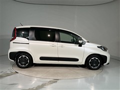 シエンタ HV Z 5ニンノリ