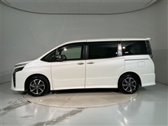 ヴォクシー ZS キラメキ2 8ニン