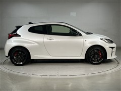 GRヤリス RZ ハイパフォーマンス