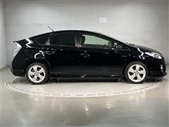 プリウス Gツ-リングレザーPKG