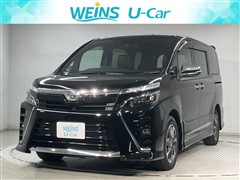 トヨタ　ヴォクシー ZS キラメキ3 8ニン