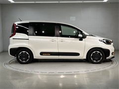 シエンタ HEV Z 5ニンノリ