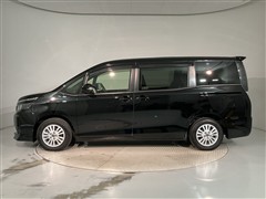 ヴォクシー V 7ニンノリ