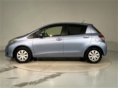 ヴィッツ F スマイルエディション