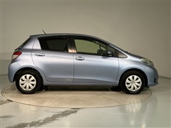 ヴィッツ F スマイルエディション