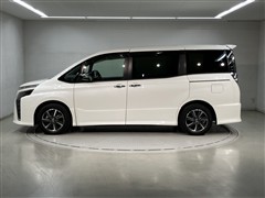 ヴォクシー ZS キラメキ3 7ニン