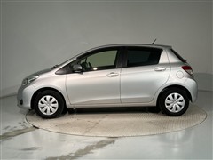 ヴィッツ F スマイルエディション