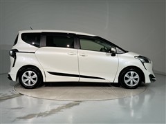 シエンタ ファンベース G