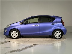 アクア GブラックソフトレザーSEL