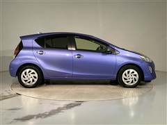 アクア GブラックソフトレザーSEL