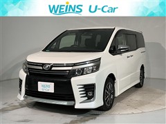 トヨタ　ヴォクシー ZS キラメキ2