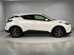 C-HR ハイブリッド G