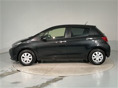 ヴィッツ F LEDエディション