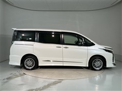 ヴォクシー HV ZS キラメキ3