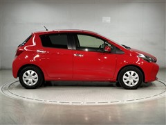 ヴィッツ F LEDエディション